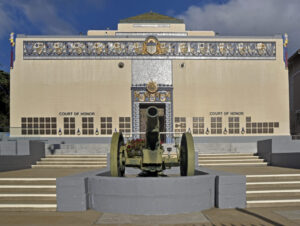 Hollywood Post 43